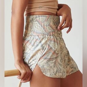 Free People Movement The Way Home Patterned Athletic Shorts in S NWT